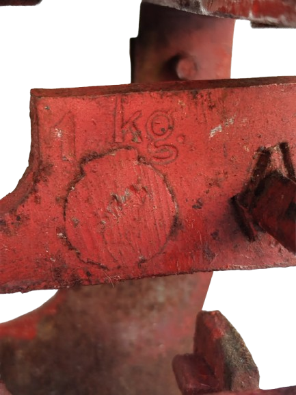 1960 KÜLELİ OTURAK DOKUM TERAZİ EL DOGME BAKIR İŞLEMELİ KEFELİ 1 KİLOLUK AKTAR TARTISI