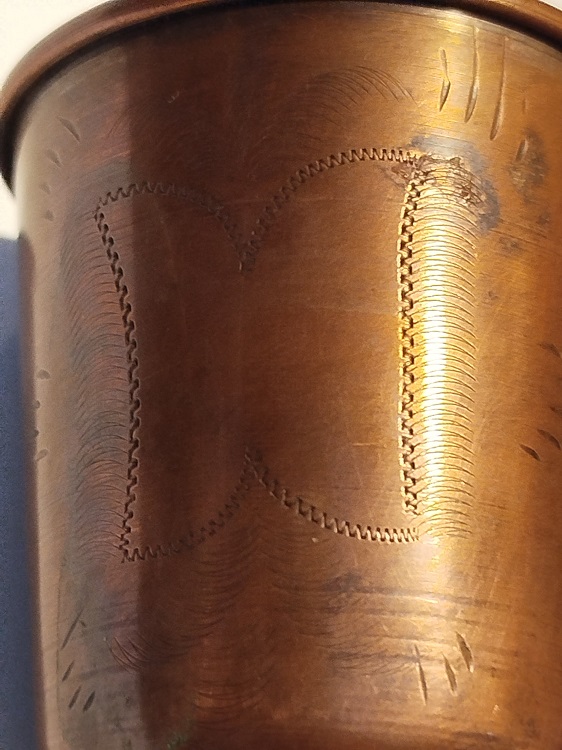 OSMANLI BAKIR ÜZERİ KOMPLE KALEM İŞ CİCEK FİGUR DESENLİ BEBEK MAMA YEDİRME  BARDAGI