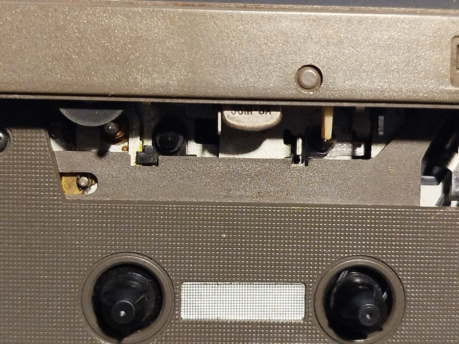 1970 SONY CASSETTE CORDER TCM 3  WALKMAN   KAYITLI VOLKMEN KASET CALAR 