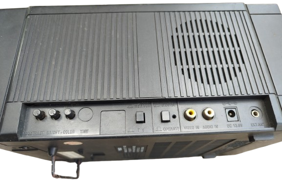 YOKO YCT 500 CALOR TV  AM FM RADIO VHF UHF TV RENKLİ 14 EKRAN CEYERANLI PİLLİ 