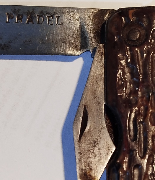 1940 PRADEL KNIFE CELİK AGAC KABUGU DESENLİ PERCİNLİ CEP CAKISI BES UCLU