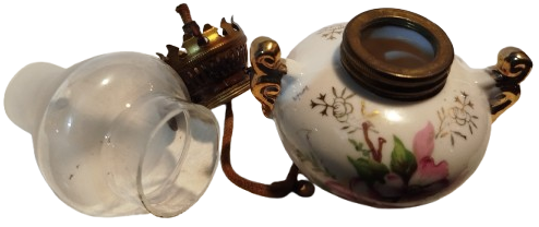 BAS UCU GAZ LAMBASI UFAK BOY UC AYAKLI PORSELEN UZERİ CİCEKLİ ALEV ISIK AYARLI