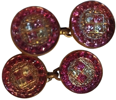 DEGERLİ MADEN UZERİNE BEYAZ VE KIRMIZI ELMASLARLA DOSELİ YUVARLAK FORMDA KOL DUGMESİ