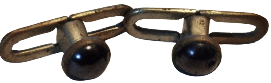 DEGERLİ METAL UZERİ GUMUS KAPLAMA YUVARLAK TOP FORMDA KOYU YESİL DEGERLİ TAS KOL DUGMESİ