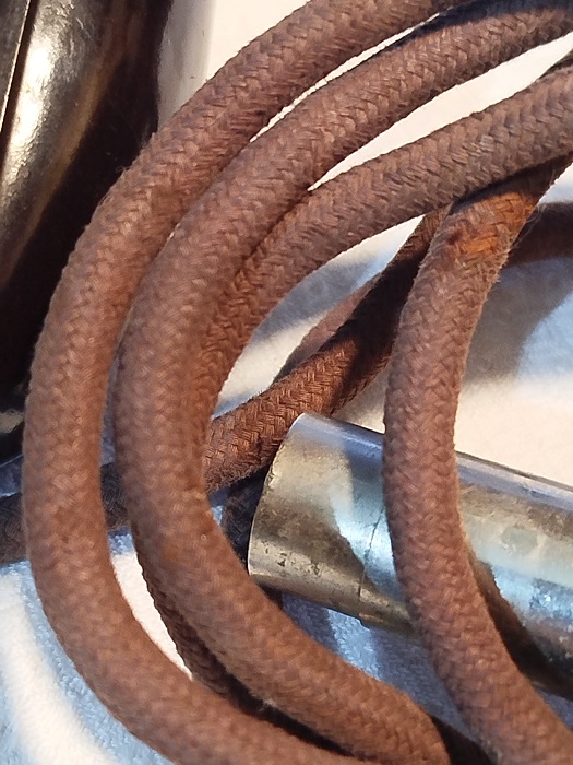 1955 GDM 11 GRUNDIG KAHVERENGİ BAKALIT KONUŞMA MİKROFONU SEHBAYA BAGLANTİ YERİ MEVCUT MADE IN GERMANY