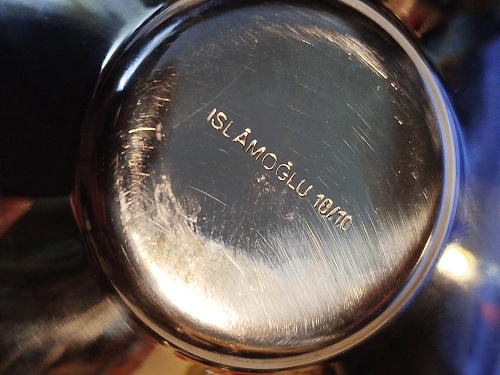 İSLAMOGLU 18/10 PASLANMAZ KROM  CELİK ELA CAY TABAGI KARE FORMDA ALTILI TAKIM