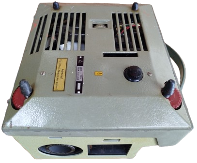 1960 PENTACON ASPECTOMAT 3000 OTOMATİK BALON LAMBALI METAL MERCEKLİ AYARLI SLAYT MAKİNESİ ALMAN 