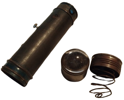 1920 DAIMON 8036 EV CAM BUYULTEC MERCEKLİ METAL EL FENERİ  ACMA KAPAMA DUGMELİ PİLLİ