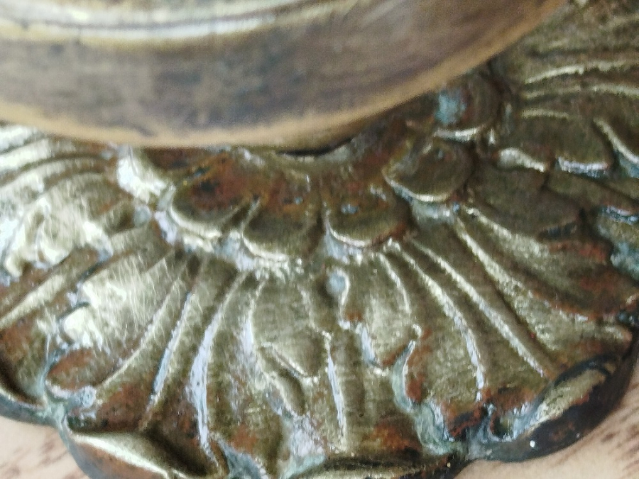 OSMANLI BRONZ KONAK KAPI LOLU İSLEMELİ DAİRE AYNALI CEVİRME TOPUZ