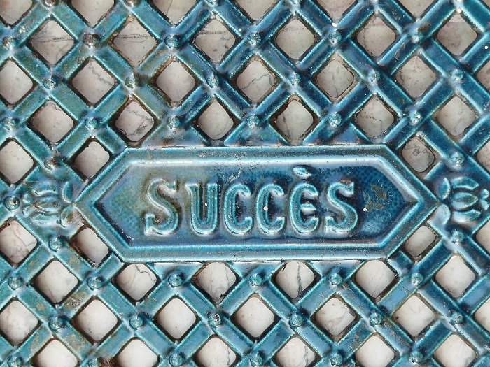 1930 S.DEMOULIN FARCIENNES DOKME DEMİR EMAYE KAPLAMA KOMUR SOBA KAPAGI KIRIKSIZ BELCİKA