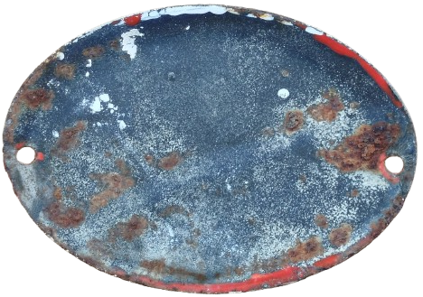 1950 KIRMIZI BEYAZ EMAYE OVAL BOMBELİ FORMDA  95 NUMARALI SOKAK KAPI TABELASI 