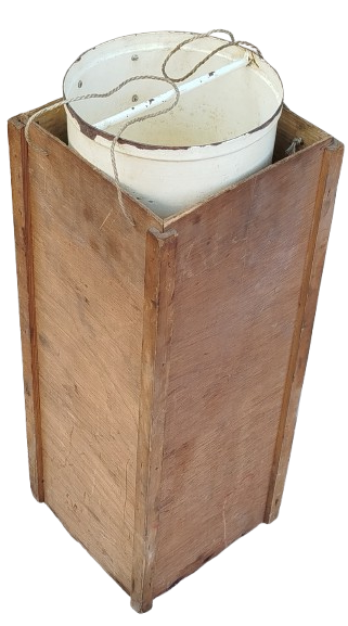 1950 SIVI YAKIT KONTROL TANKI 5 LİTRELİK TC MUHURLU TASIMA KUTUSUNDA