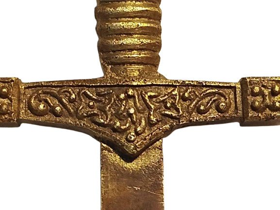 ZARF MEKTUP ACACAK PİRİNC  KILIC  FORMUNDA UZERİ FUL KABARTMA İŞLEME 