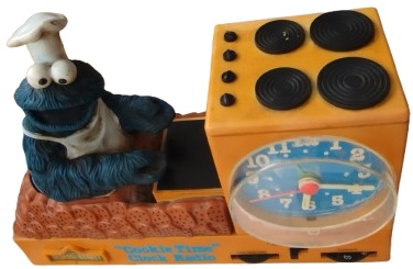 1977 SUSAM SOKAGI KURABİYE CANAVARI FIRINDA KURABİYE PİSİRIYOR SAAT RADYO ALARM