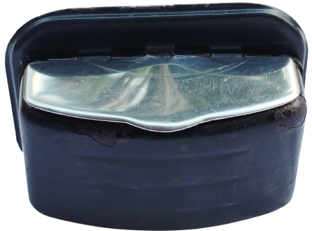 1970 ARAC İCİ  METAL KAPAKLI KULLUK GENELDE OTOBUSLERDE KOLTUKLARIN ARKASINA TAKILARAK KULLANILIRDI