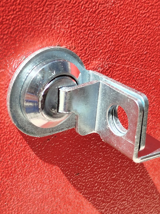 CELİK PERSONEL İSCİ SOYUNMA GİYİNME DOLABI 6 GOZLU KİŞİYE OZEL ASMA KİLİT SİSTEMLİ