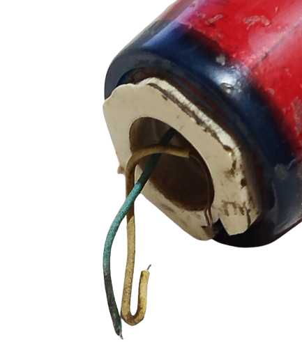 1970 YERLİ URETİM POLİ KARBON ISIKLI VİTES TOPUZU KIRMIZI BEYAZ ALTIN RENKLERDE