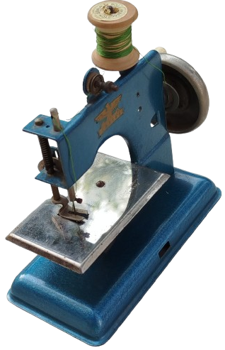 1950 CASIGE MAVİ METAL GERMANY MEKANIK EL CEVİRMELİ OYUNCAK DİKİS MAKİNESİ