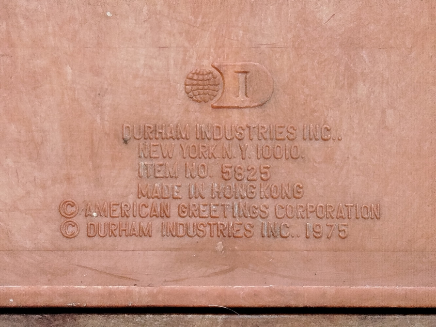 1975 HOLLY HOBBIE DURHAM INDUSTRIES INC MİKA MEKANIK OYUNCAK KOLLU  DİKİS MAKİNASI