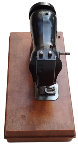 1975 HOLLY HOBBIE DURHAM INDUSTRIES INC MİKA MEKANIK OYUNCAK KOLLU  DİKİS MAKİNASI