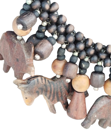 EL YAPIM OZEL TASARIM BEREKET KOLYE RUSTİK VE ETNİK TARZDA BİR TAKIDIR. DOĞAL MALZEMELERDEN