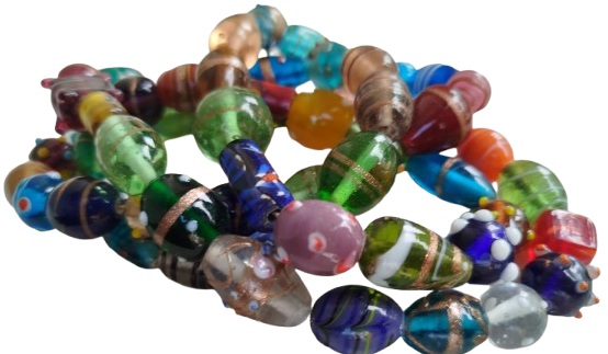 62 ADET DEİSİK FORM VE TASARIMDA  EL YAPIM CAM VE UZERLERİ FARKLI  CALISMA OZEL TASARIM KOLYE