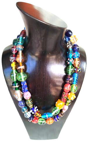 62 ADET DEİSİK FORM VE TASARIMDA  EL YAPIM CAM VE UZERLERİ FARKLI  CALISMA OZEL TASARIM KOLYE