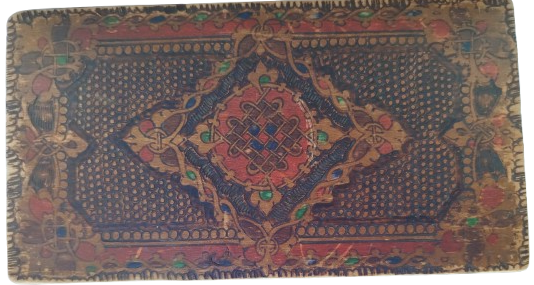 AHSAP KUTU TAMAMEN EL YAPIMI VE UZERİ DETAYLI OYMALAR VE RENKLI BOYA