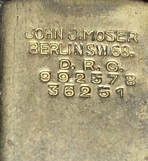 1930 TURKİYE CUMHURİYETİ ZIRAAT BANKASI ANONIM SİRKETİ KİTAP FORMUNDA  BORDO KUMBARA BUYUK BOYDADIR