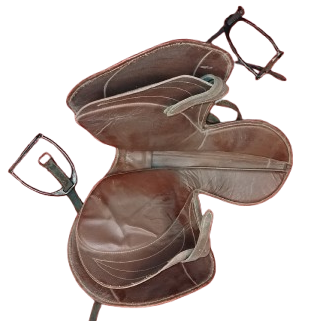 YARIS ATI SPORLARI BİNİCİ KAHVERENGİ DERİ EYER TAKIMIS CİFT UZENGİLİ 