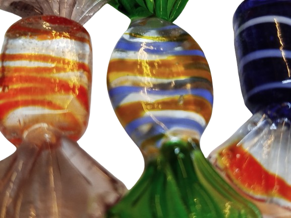  İTALYANIN VENEDİK'E BAĞLI MURANO ADASI'NDA ÜRETİLEN  EL YAPIM RENKLİ SEKERLER 6 ADET KARISIK RENKDE 