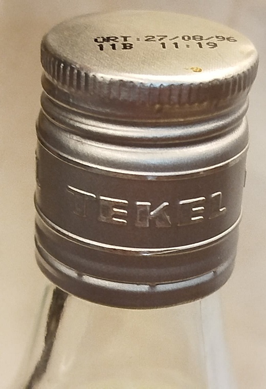  AÇILMAMIŞ DOLU ORJJINAL TEKEL 35 CL YENİ RAKI ŞİŞESİDİR. ŞİŞE KAPAKDA 27/08/96  ÜRETİM ZAMANINI 30 YILLIK