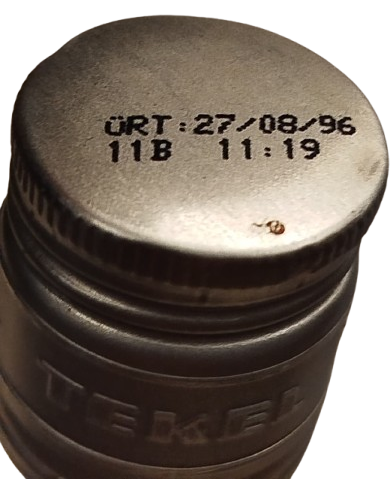  AÇILMAMIŞ DOLU ORJJINAL TEKEL 35 CL YENİ RAKI ŞİŞESİDİR. ŞİŞE KAPAKDA 27/08/96  ÜRETİM ZAMANINI 30 YILLIK