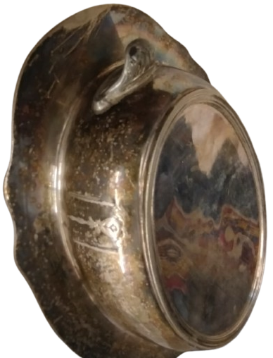 OSMANLI SARAY VE KONAKLARDA KULLANILAN PİRİNC GUMUS KAPLAMA KAPAKLI OVAL SAGAN KAPAK TUTMA KISMI GUL FORMUNDA