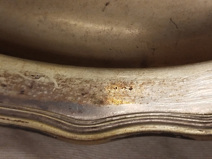 OSMANLI SARAY VE KONAKLARDA KULLANILAN PİRİNC GUMUS KAPLAMA KAPAKLI OVAL SAGAN KAPAK TUTMA KISMI GUL FORMUNDA