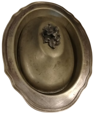 OSMANLI SARAY VE KONAKLARDA KULLANILAN PİRİNC GUMUS KAPLAMA KAPAKLI OVAL SAGAN KAPAK TUTMA KISMI GUL FORMUNDA