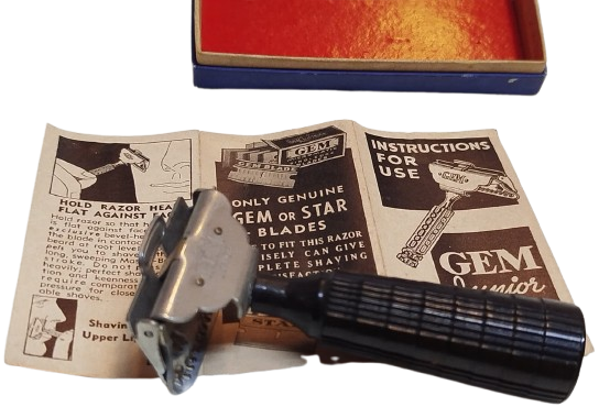 GEM JUNIOR SAFETY RAZOR (GEM JUNIOR EMNİYETLİ TIRAŞ MAKİNESİ)  ORJINAL KUTUSUNDA USA  AMERİKA