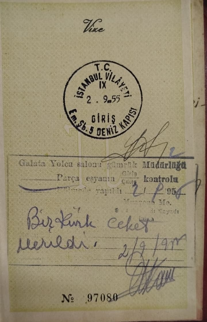 T.C 1955 ELLİ HACI DİMİTRİADİS BAYAN OLARAK BELİRTİLEN TÜRK BİR VATANDAŞINA AİT PASAPORT