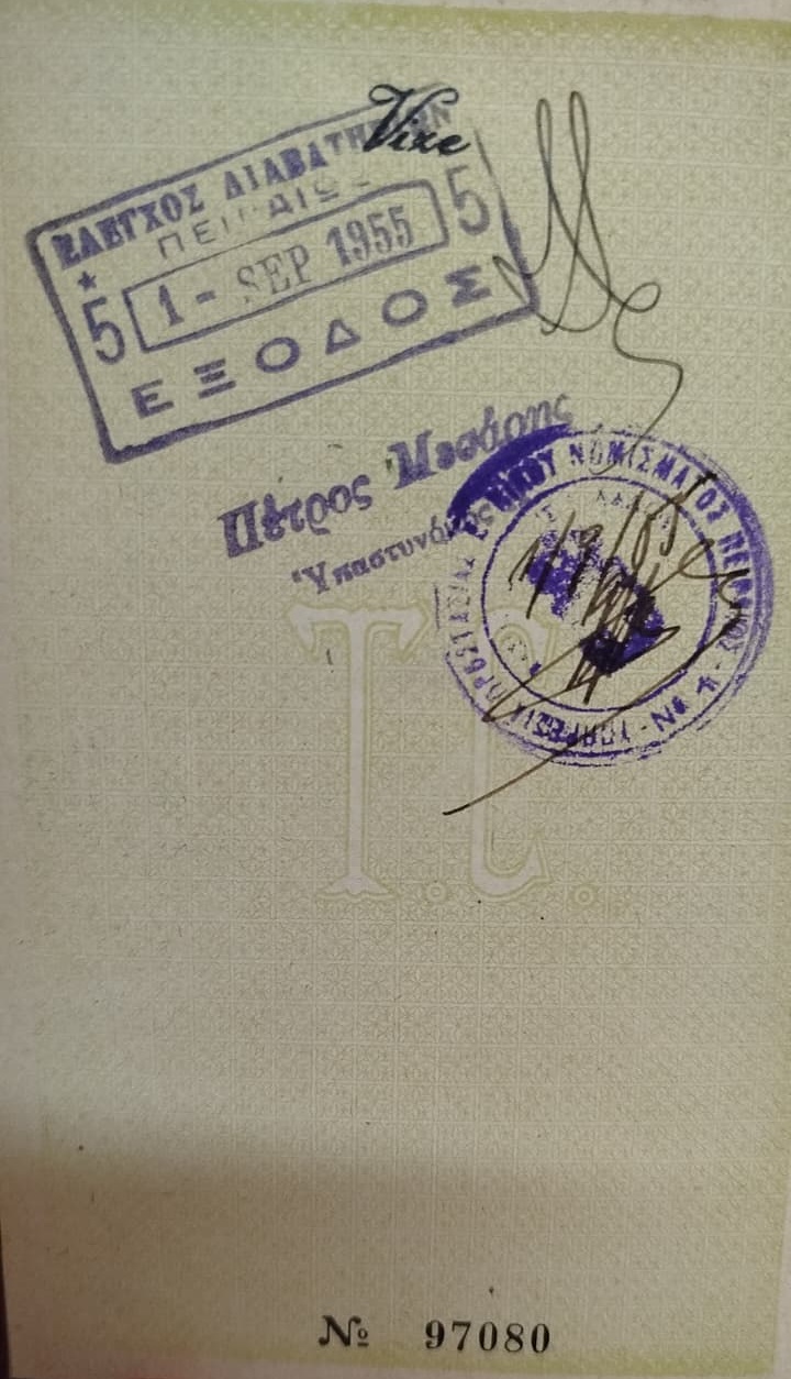 T.C 1955 ELLİ HACI DİMİTRİADİS BAYAN OLARAK BELİRTİLEN TÜRK BİR VATANDAŞINA AİT PASAPORT