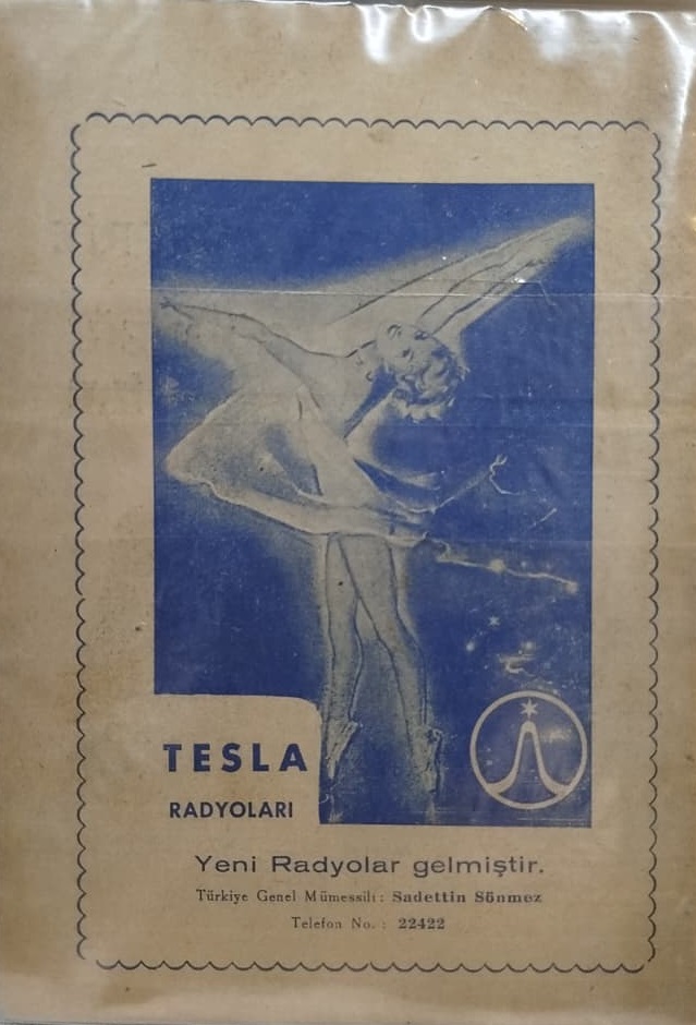 RESİMLİ RADYO DÜNYASI ON KAPAK COSKUN KARDESLER RESİMLİ  SAYI 40" 1950-1953 YILLARI ARASINDA YAYIMLANMIŞ BİR MAGAZİN DERGİSİDİR 