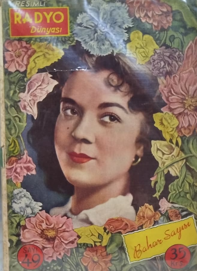 RESİMLİ RADYO DÜNYASI ON KAPAK MEFHARET BİRTAN RESİMLİ  SAYI 49 " 1950-1953 YILLARI ARASINDA YAYIMLANMIŞ BİR MAGAZİN DERGİSİDİR