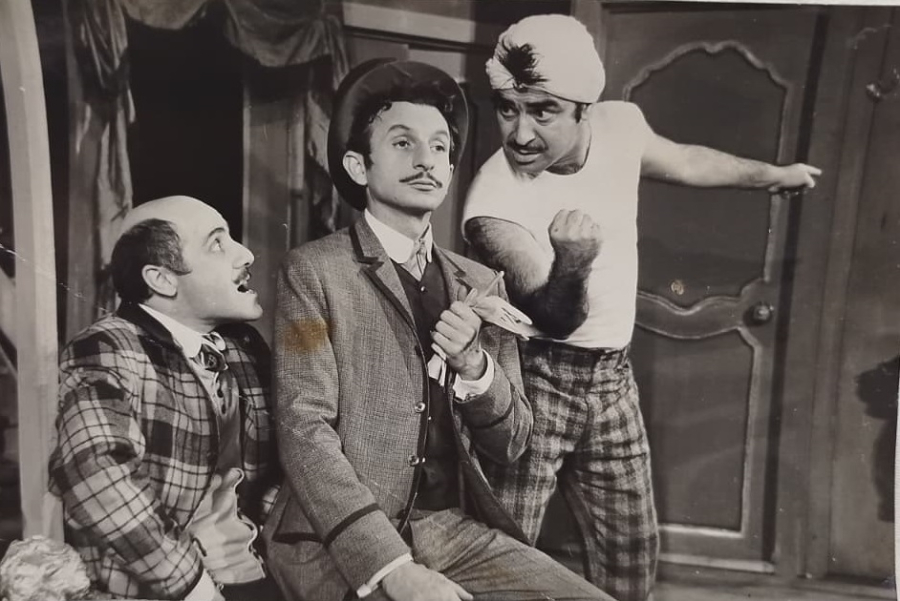 DORMEN TİYATROSU TARAFINDAN 1967-1968 SEZONUNDA SAHNELENEN BİT YENİGİ OYUNU