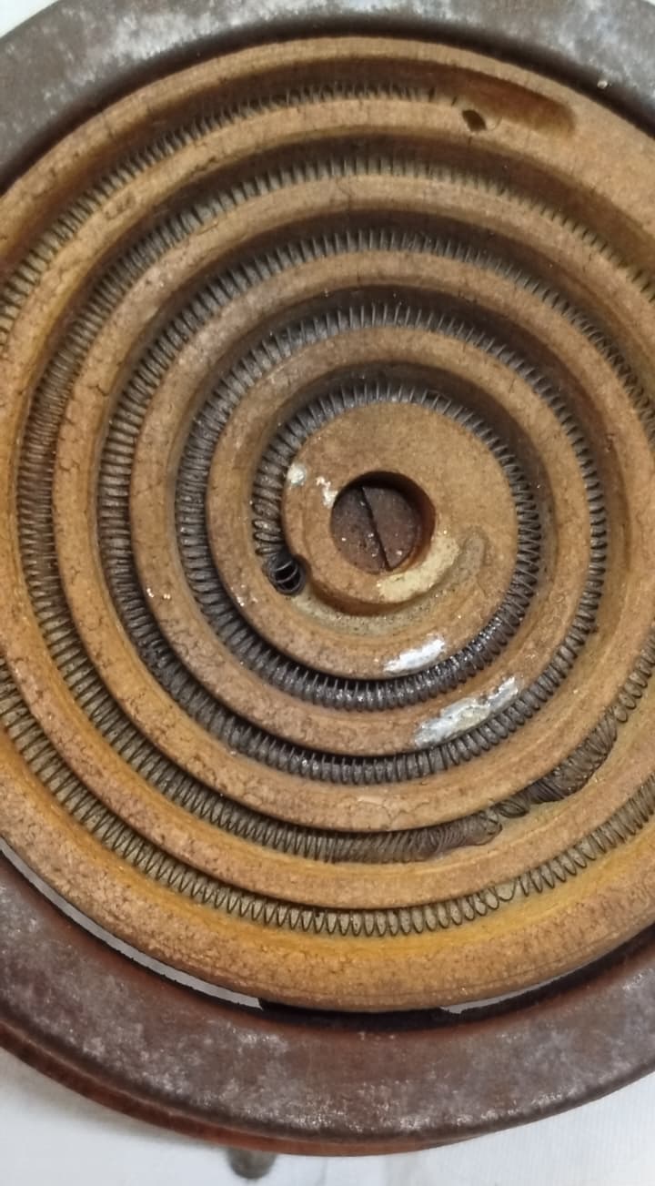 METAL KASA AYAKLI ELEKTİRİKLİ TİRYAKİ KAHVE PİŞİRİCİ VE ISITICI UFAK OCAK  