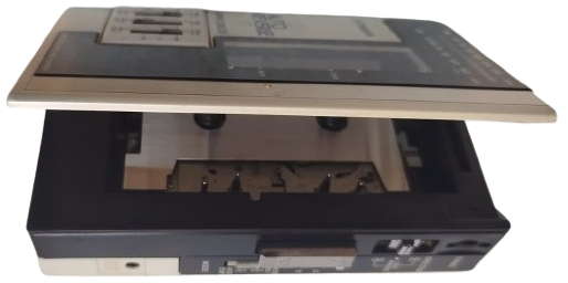 FISHER AUTO REVERSE GRAPHIC EQUALIZER STEREO ANTI ROLLING MECHANISM WALKMAN AM FM STEREO RADIO CASSETTE PLAYER VOLKMEN