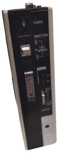 FISHER AUTO REVERSE GRAPHIC EQUALIZER STEREO ANTI ROLLING MECHANISM WALKMAN AM FM STEREO RADIO CASSETTE PLAYER VOLKMEN