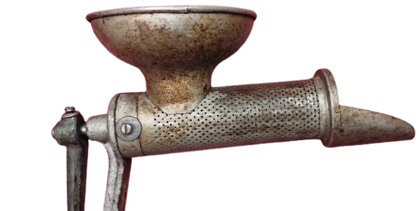 1900 DEMİR DOKUM MEKANİK EL CEVİRMELİ DOMETEZ SALCA YAPMA DEGİRMENİ