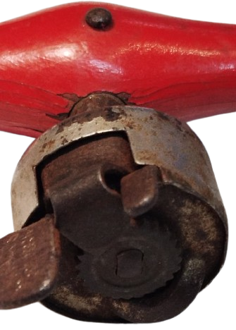  KONSERVE ACACAGI TENEKE KAPAGA BATIRILIP MEKANİK OLARAK EL İLE  CEVRİLİR