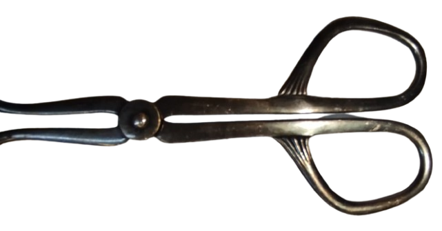 KEK PASTA BÖREK SUNUMUNDA KULLANILAN SERVİS MAŞASI IZGARA MOTİF GÜMÜŞ KAPLAMA 