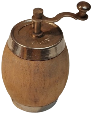 DOGU BLOK ULKELRİ URETİMİ AHSAP FICI SEKLİNDE TASARLANIP URETİLEN DEGİRMEN TUZLUK