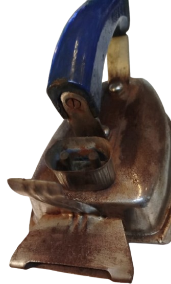 1950 VARTA 220 VOLT  450 WAT REZİZTANSLI  META AGIR UTU TAHTA SAPLI